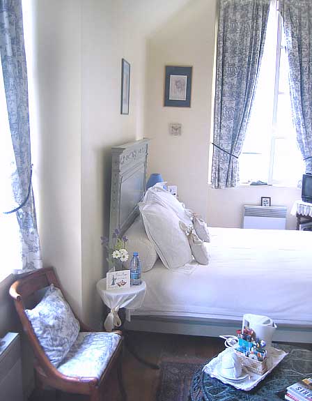 The bedroom of the b&b 241